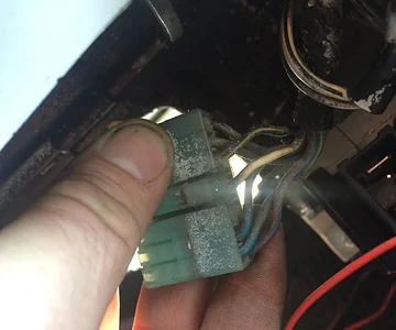 Unknown Connector 2