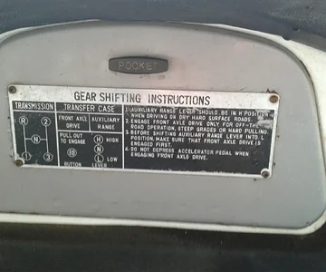 glove box