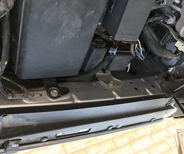 Driver inner fender 2