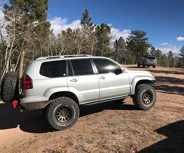GX470 on 315/70/17