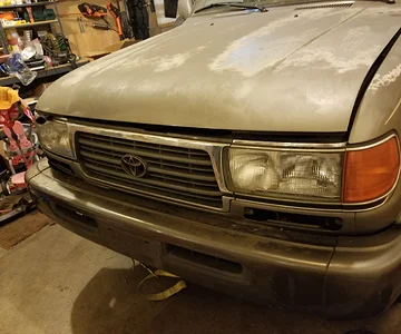 Front FZJ80