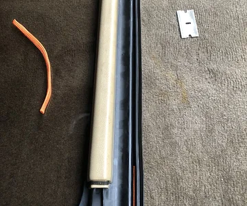 Paracord (less the filler) in the gasket seam