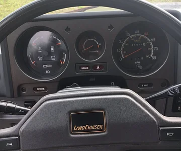 87 Driver Dash