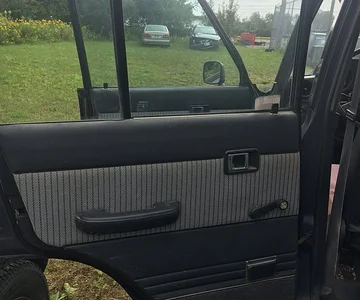 LR door