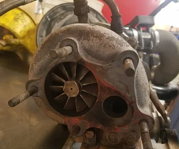 Safari 5 Bolt Housing 1