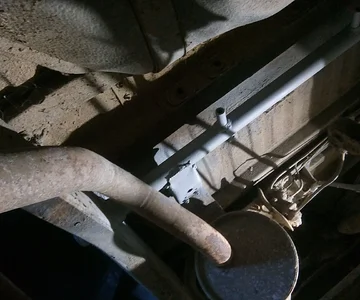 Fixed exhaust pipe