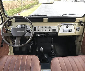 Front Seats 2