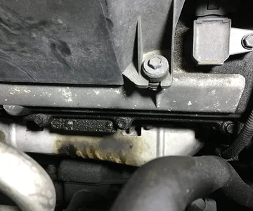 Seeping valve cover gaskets