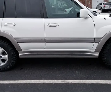 2004 Land Cruiser LC100 275/70/18 Goodyear Wrangler MT/R® With Kevlar®