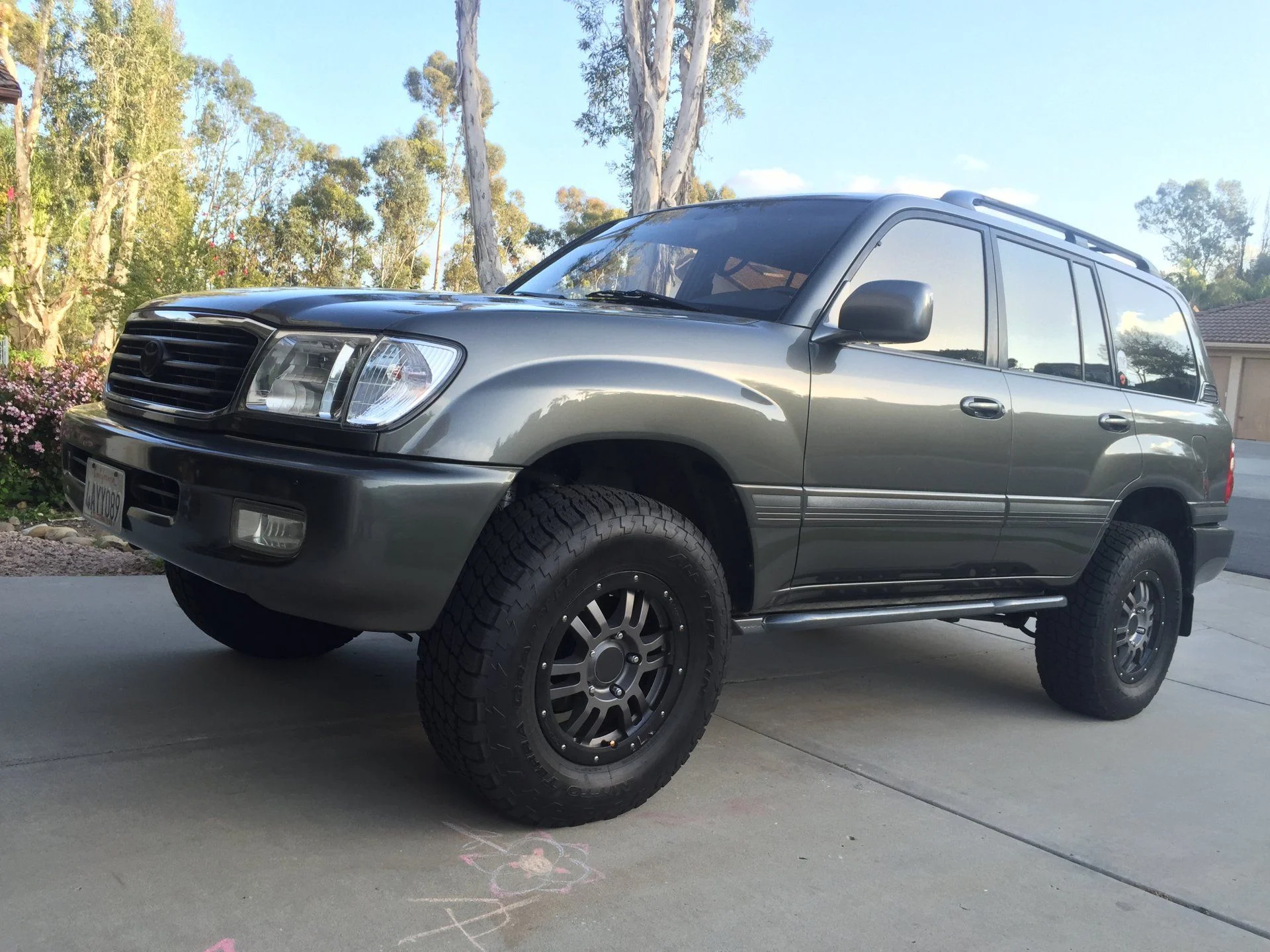 088 - Last Driveway Shot Before the Stock Front Bumper Came Off