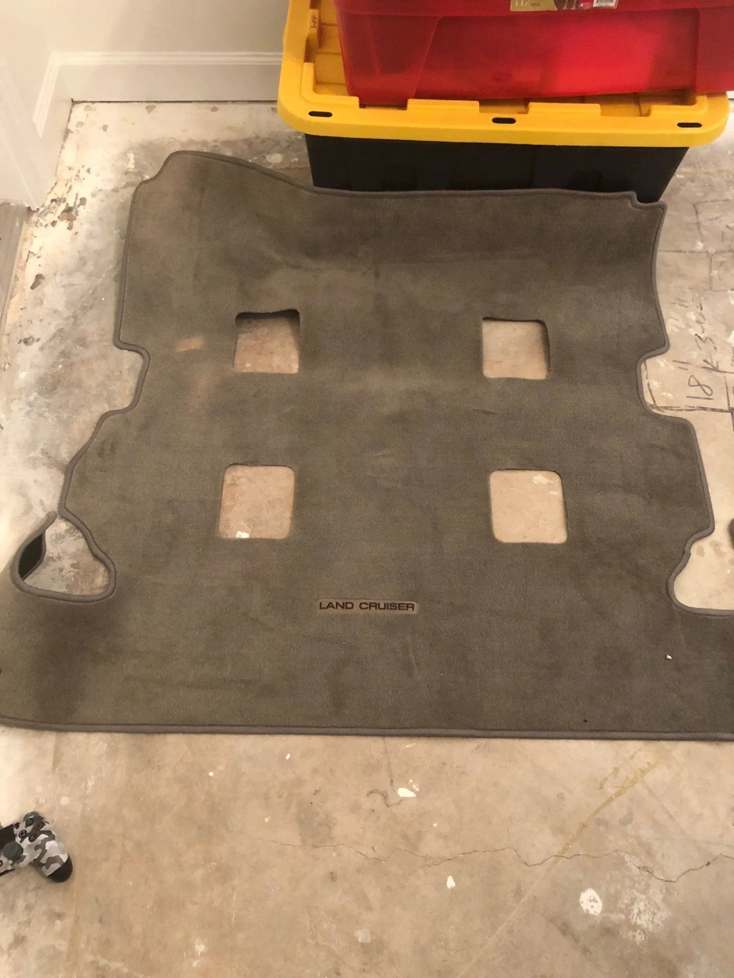 100 Series Cargo Mat