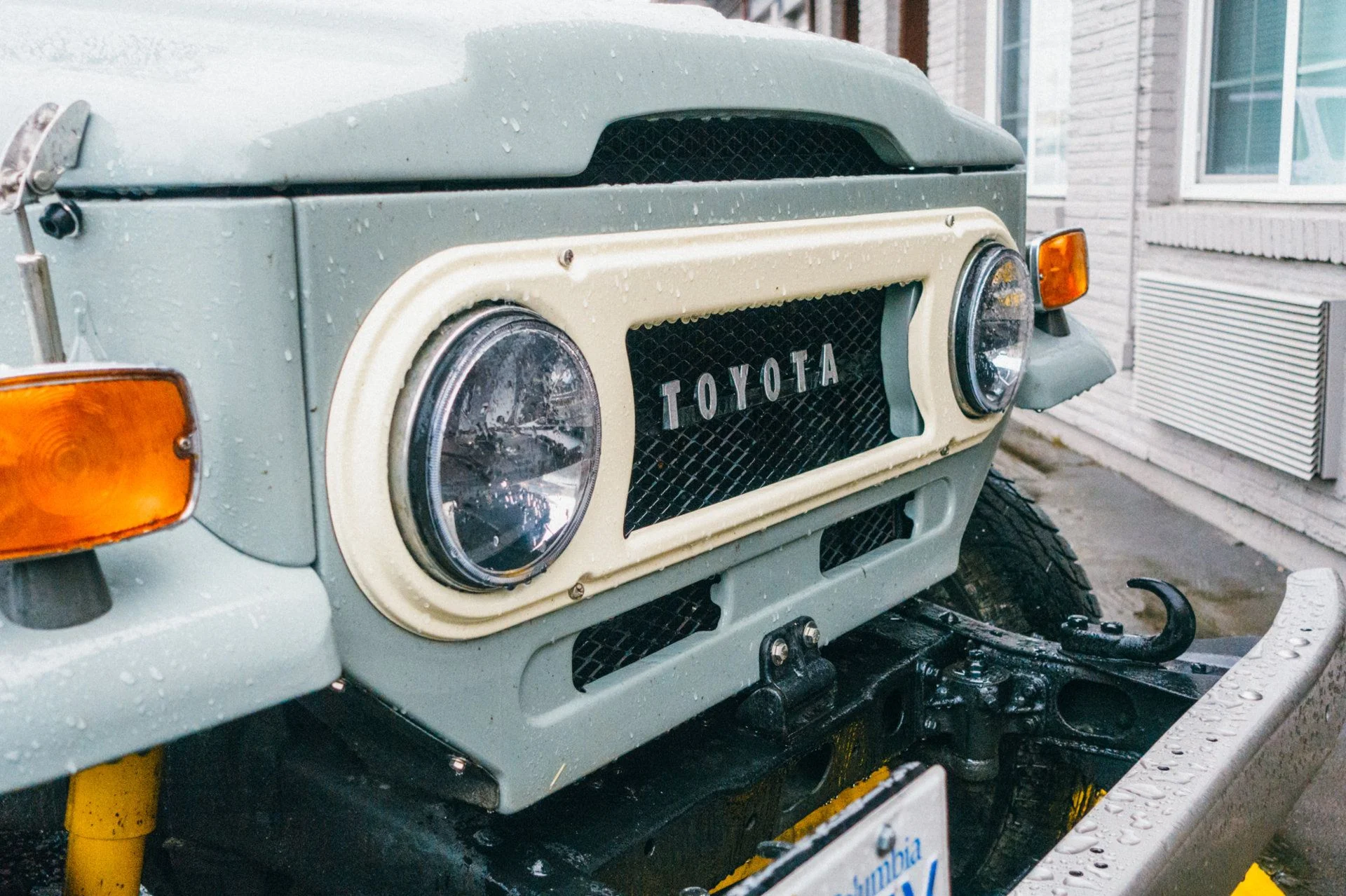 1973 FJ40 Heath Gray - Front Grill