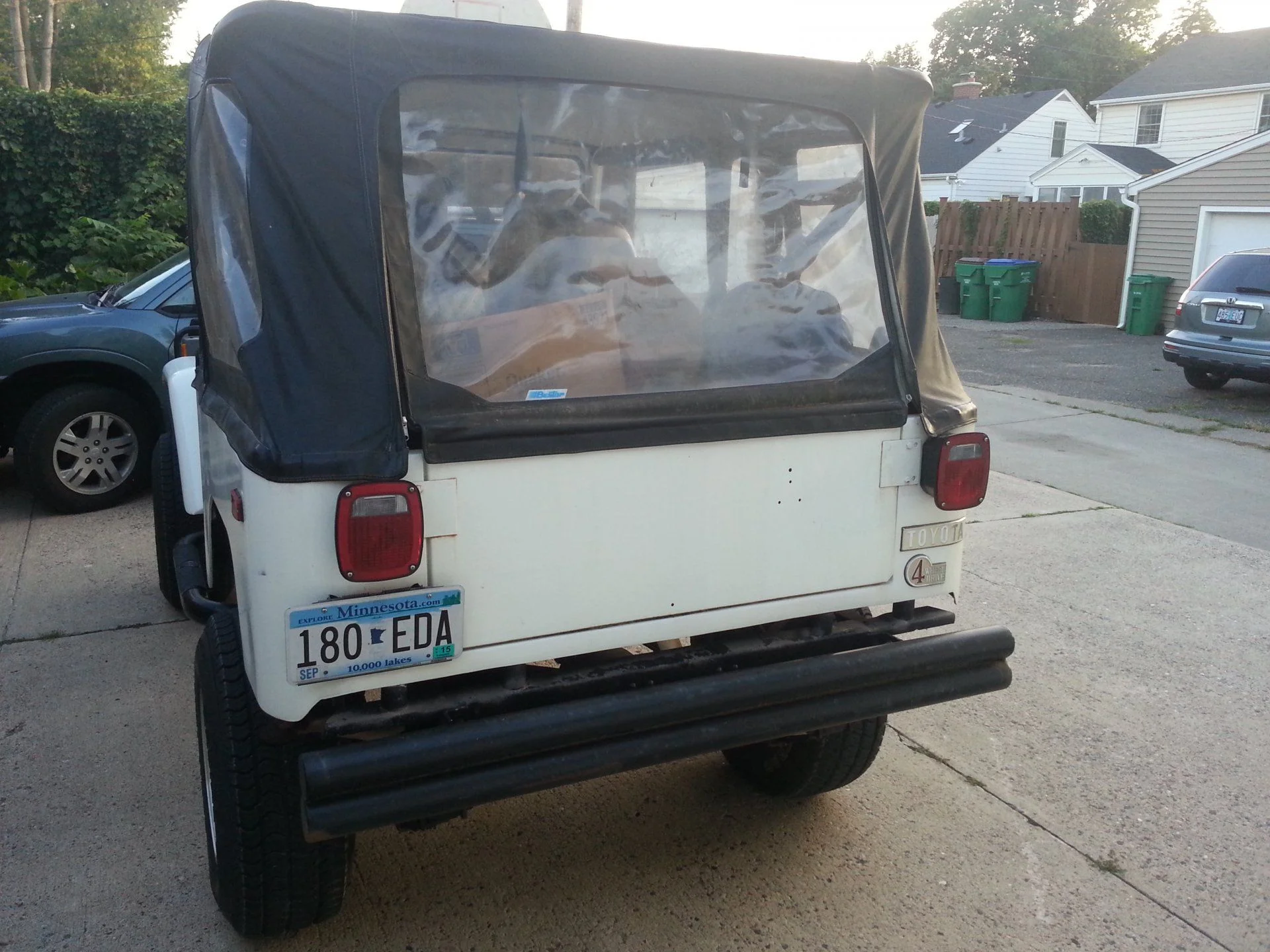 1975 Fj40 - ugly rear