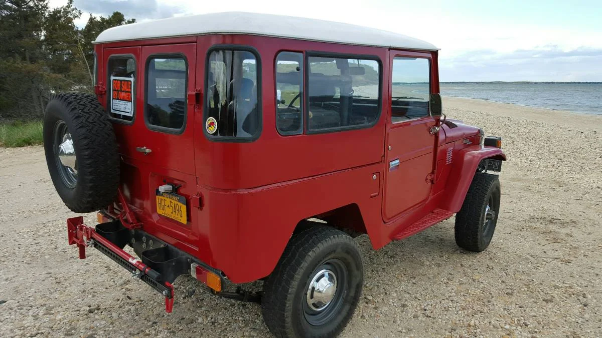 1976 Toyota FJ40 (Nice Driver) Land Cruiser (The Hamptons)