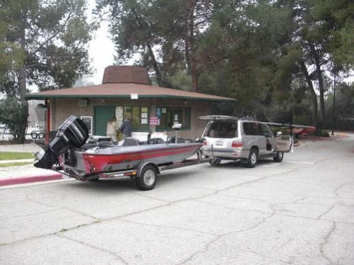 1998 FJ100 Land cruiser with my Bass Boat