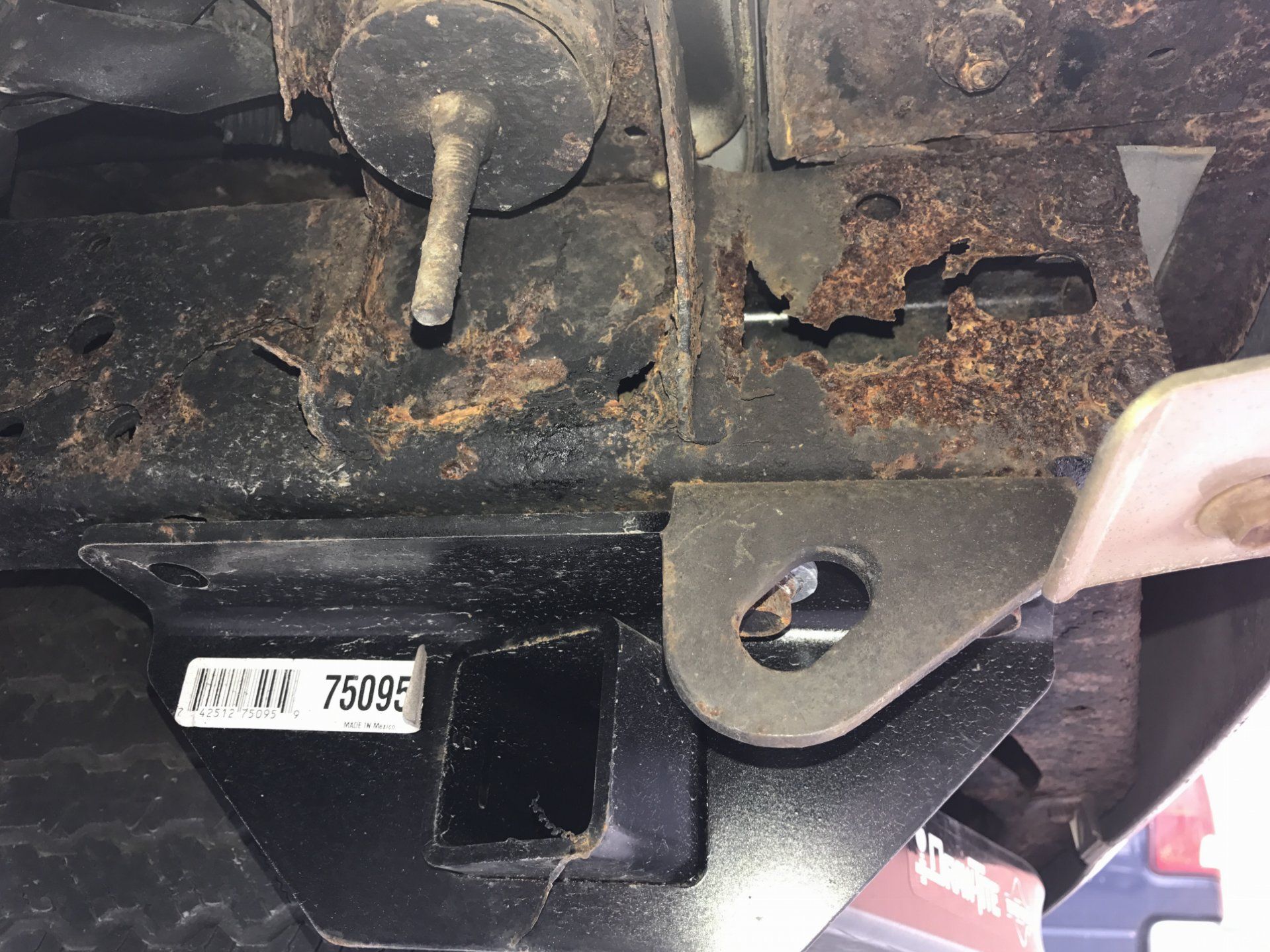 1999 LX470 Rust On the Frame