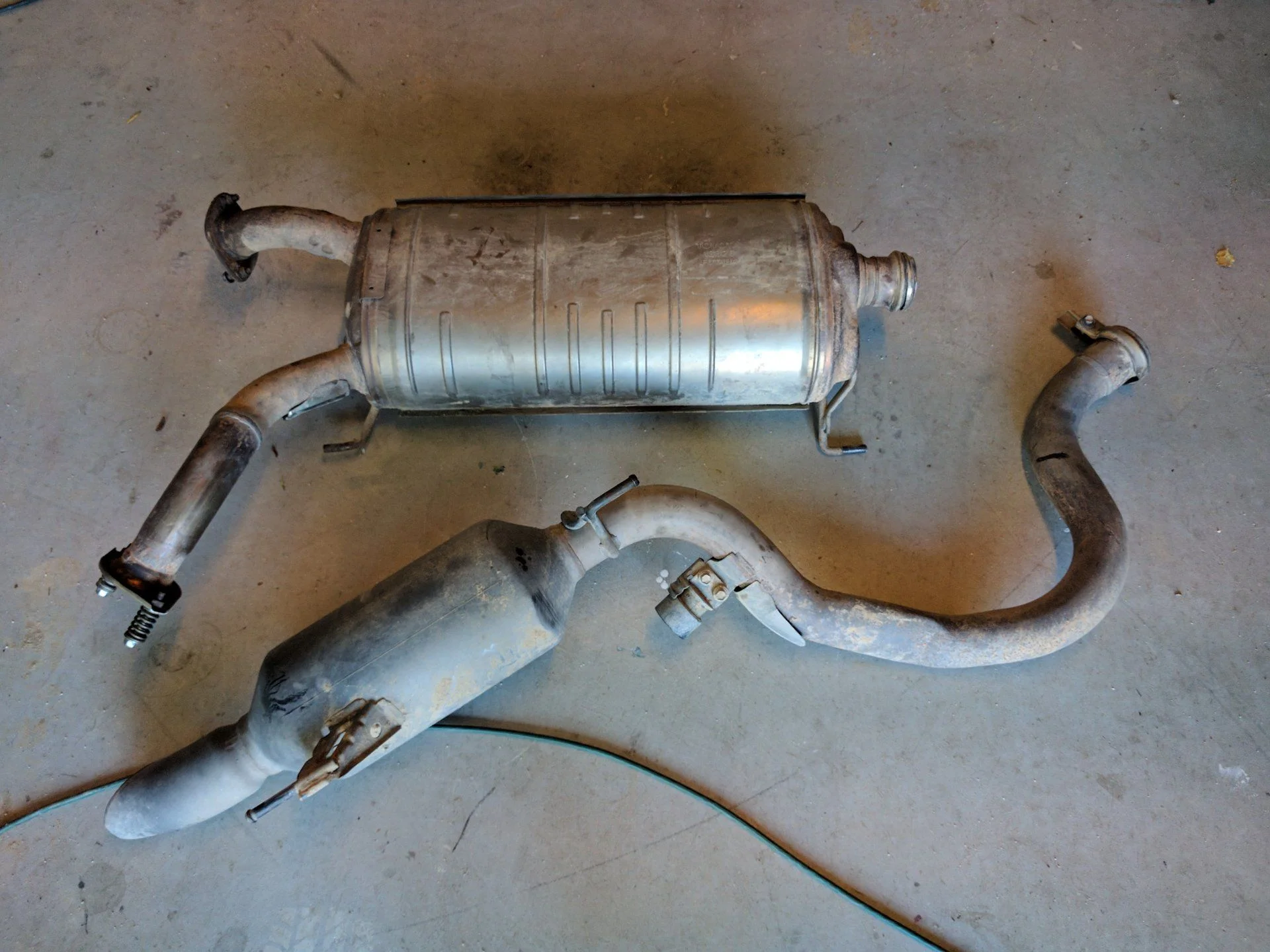 200 Series OEM Cat back exhaust