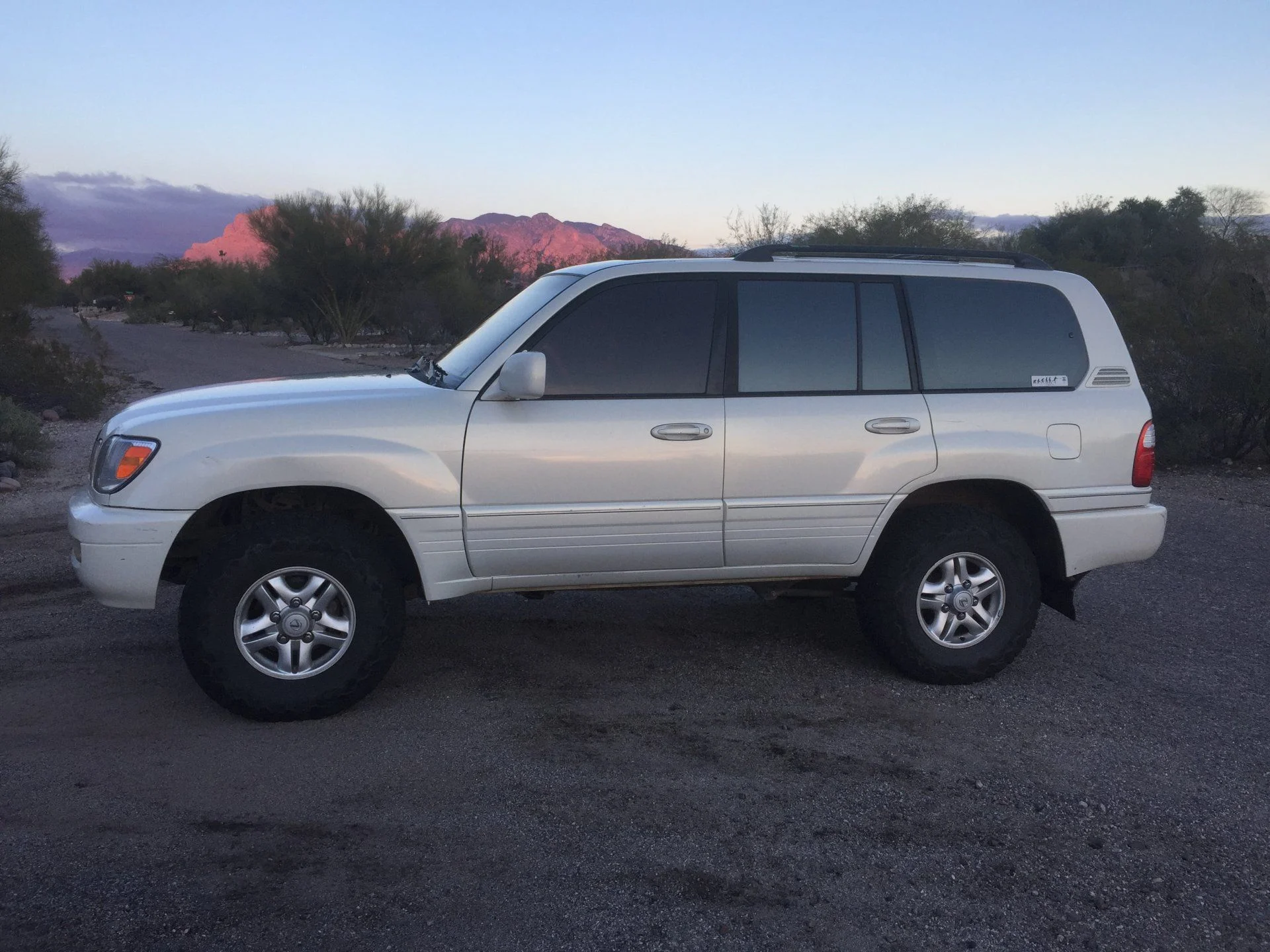2000 LX 470