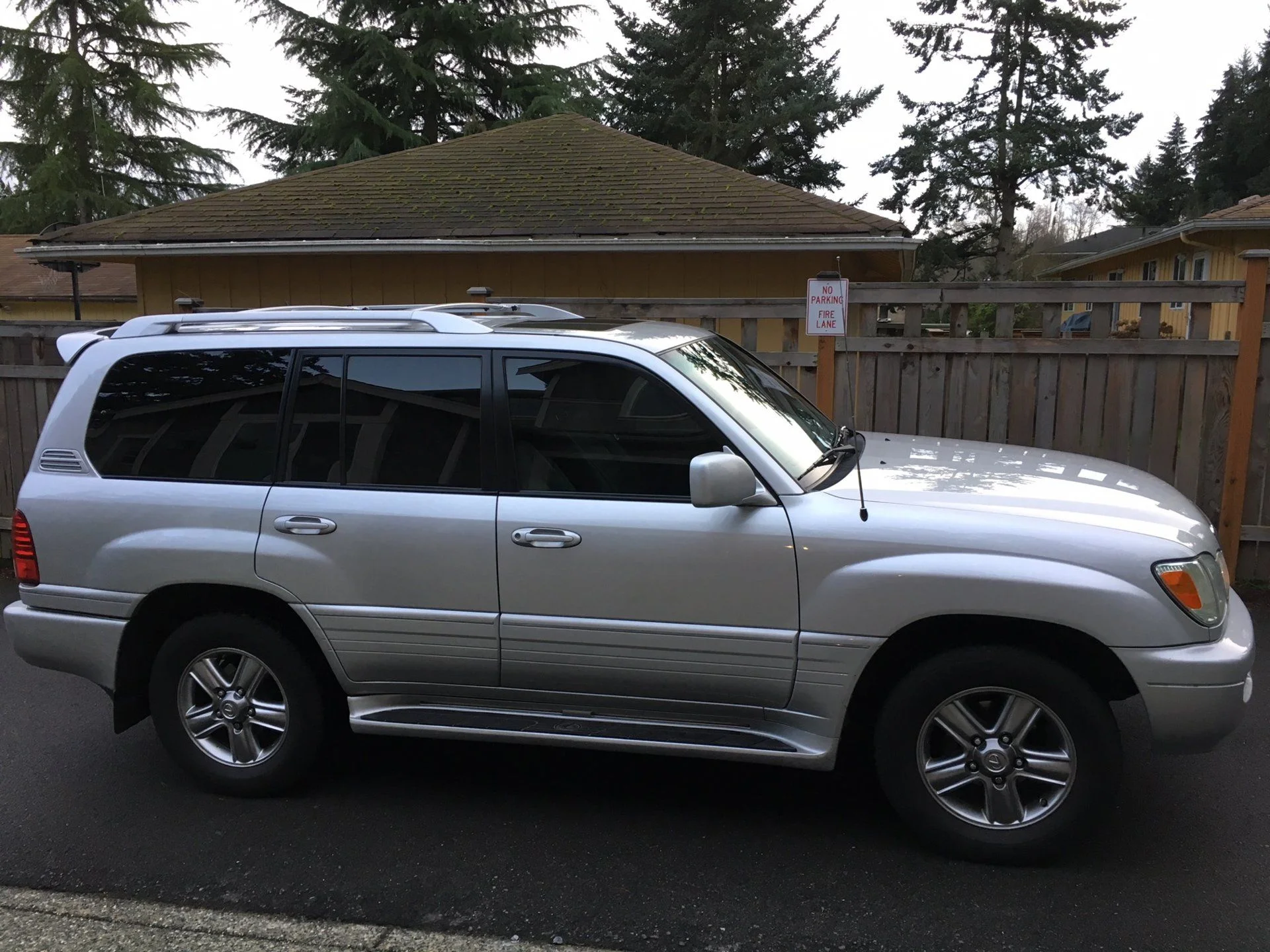 2007 LX470