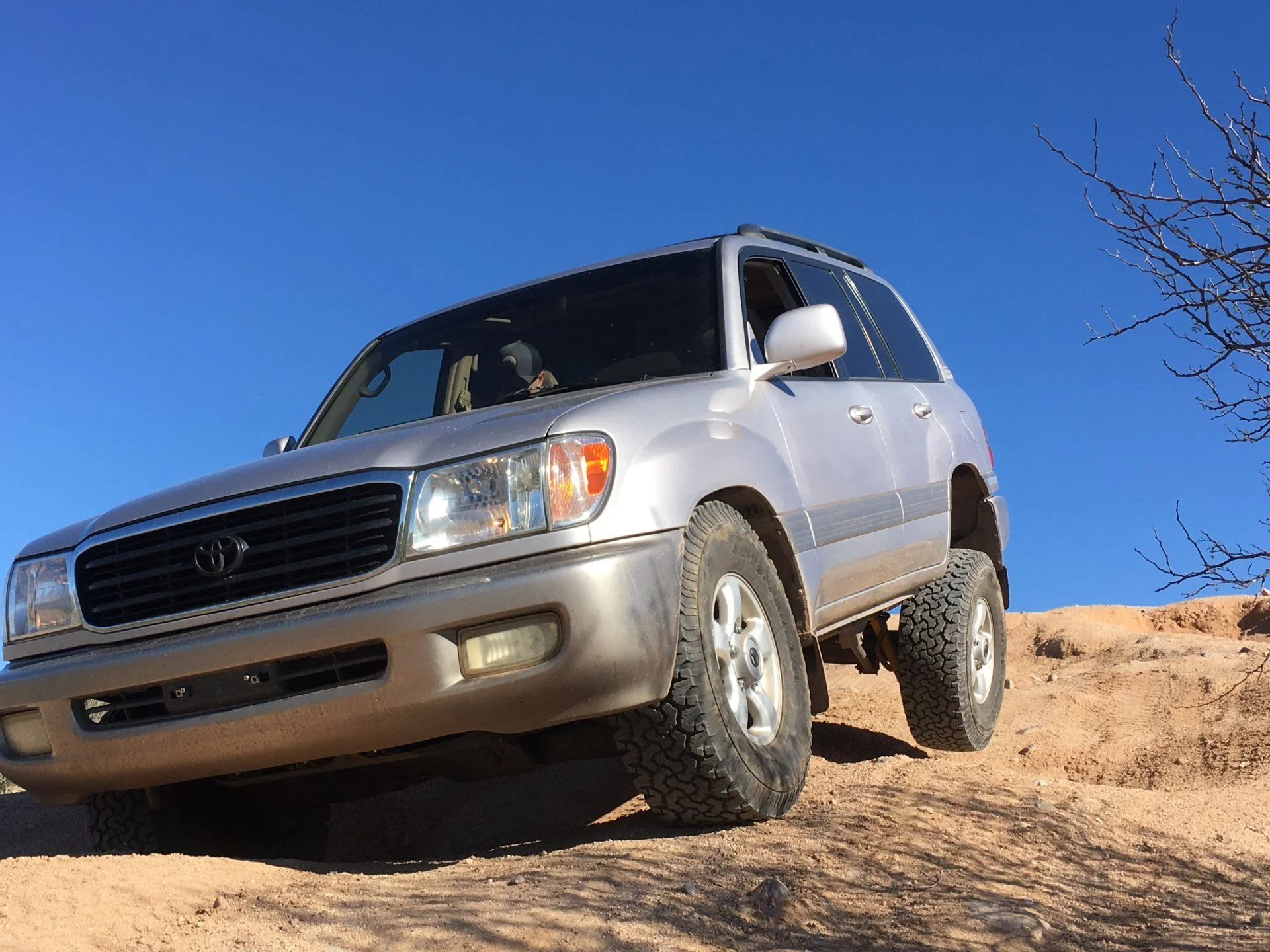 285/75r16 1