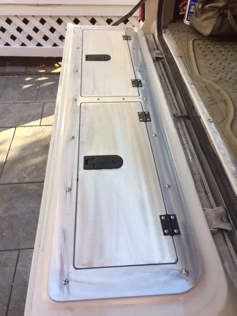 60 series tailgate lid