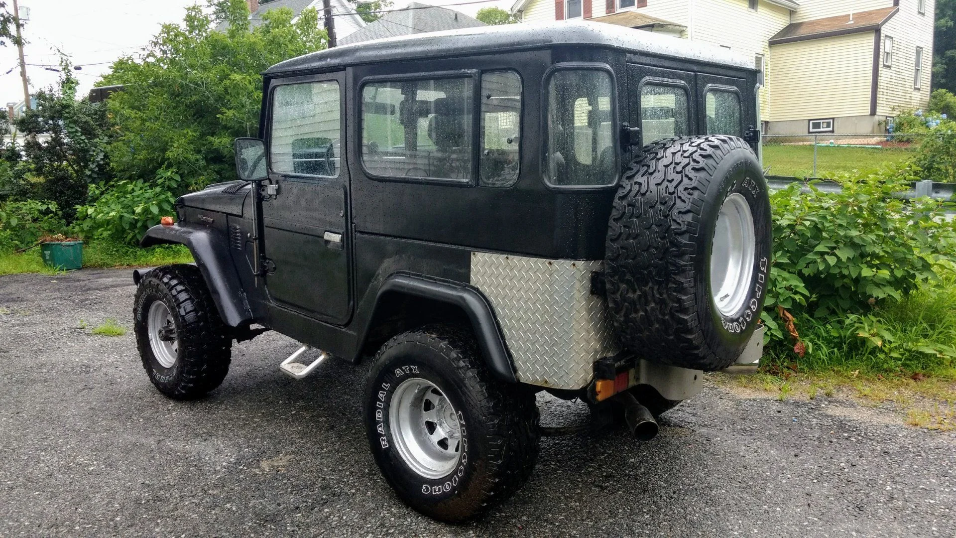 78 FJ40 dr corner