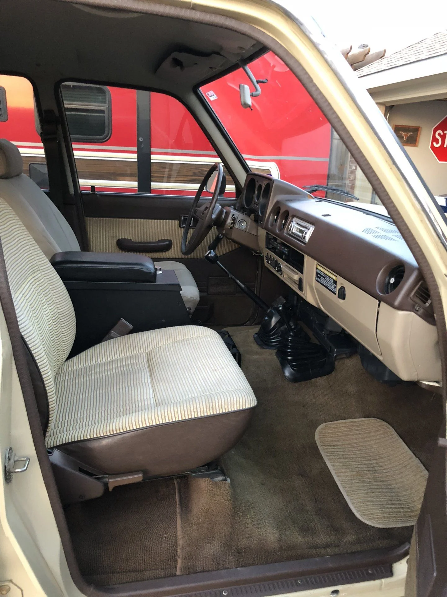 85 FJ60