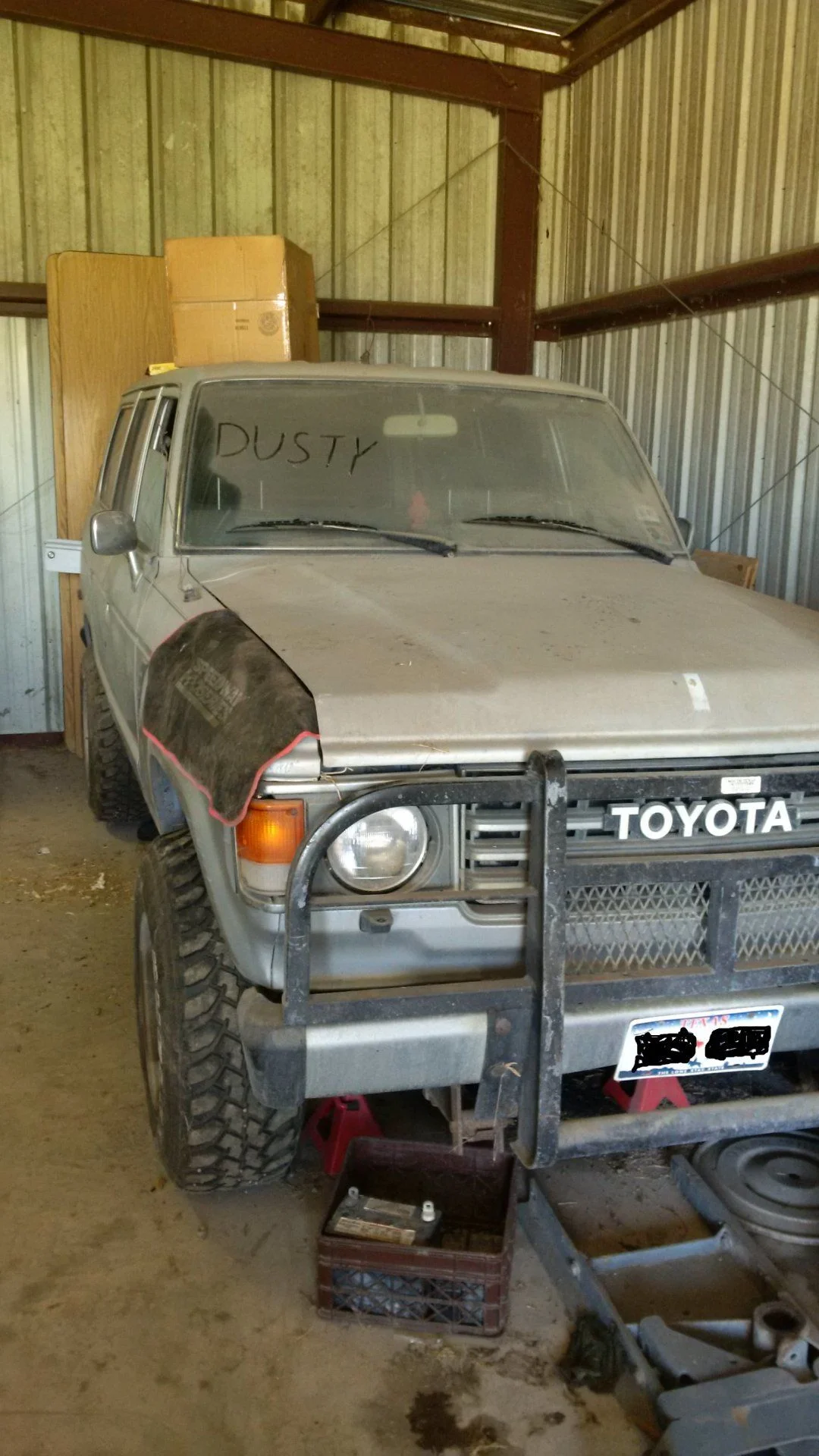 87 fj60 barn slumber dusty