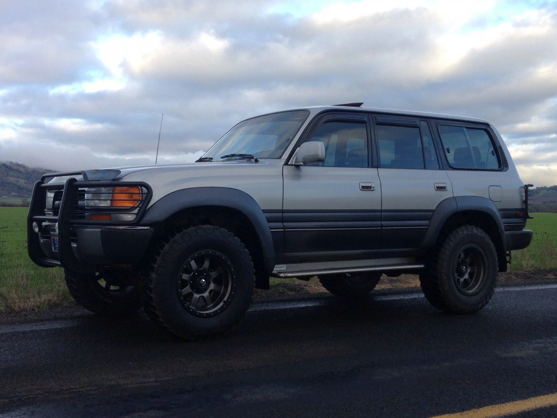 92 fj80 on 35's with OME 2.5" lift