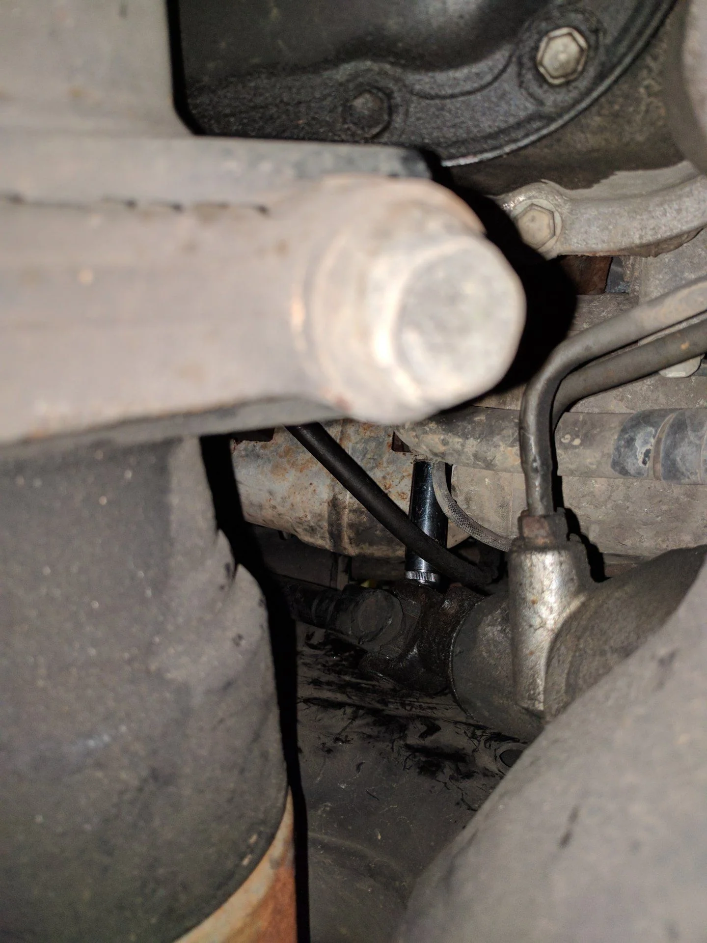 AC - Compressor Bolt 3.2