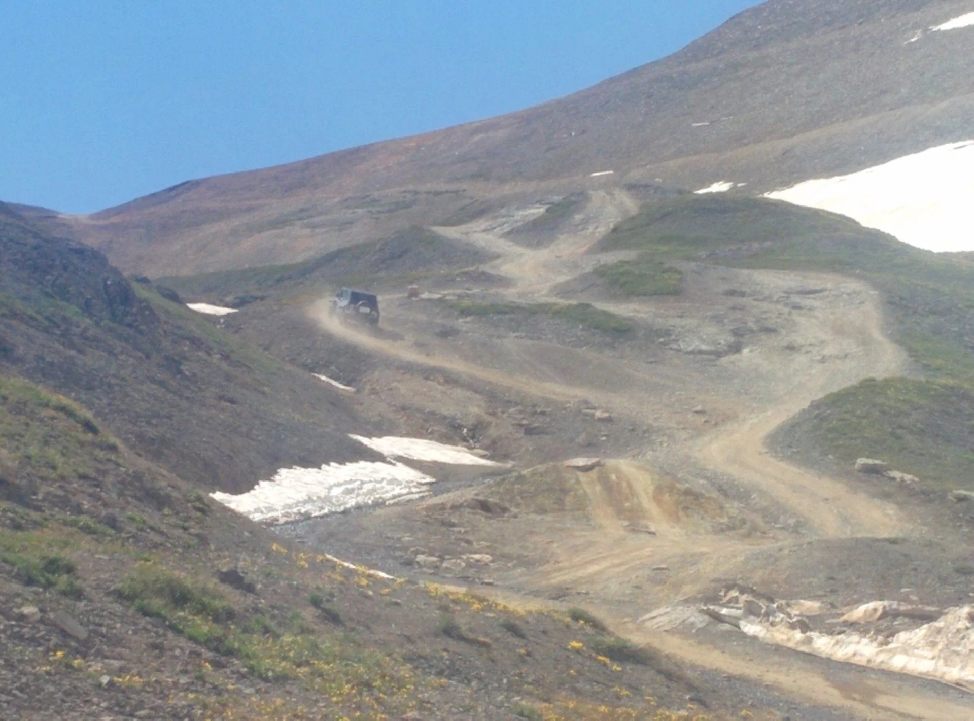 Alpine tundra rocks Imogene trail