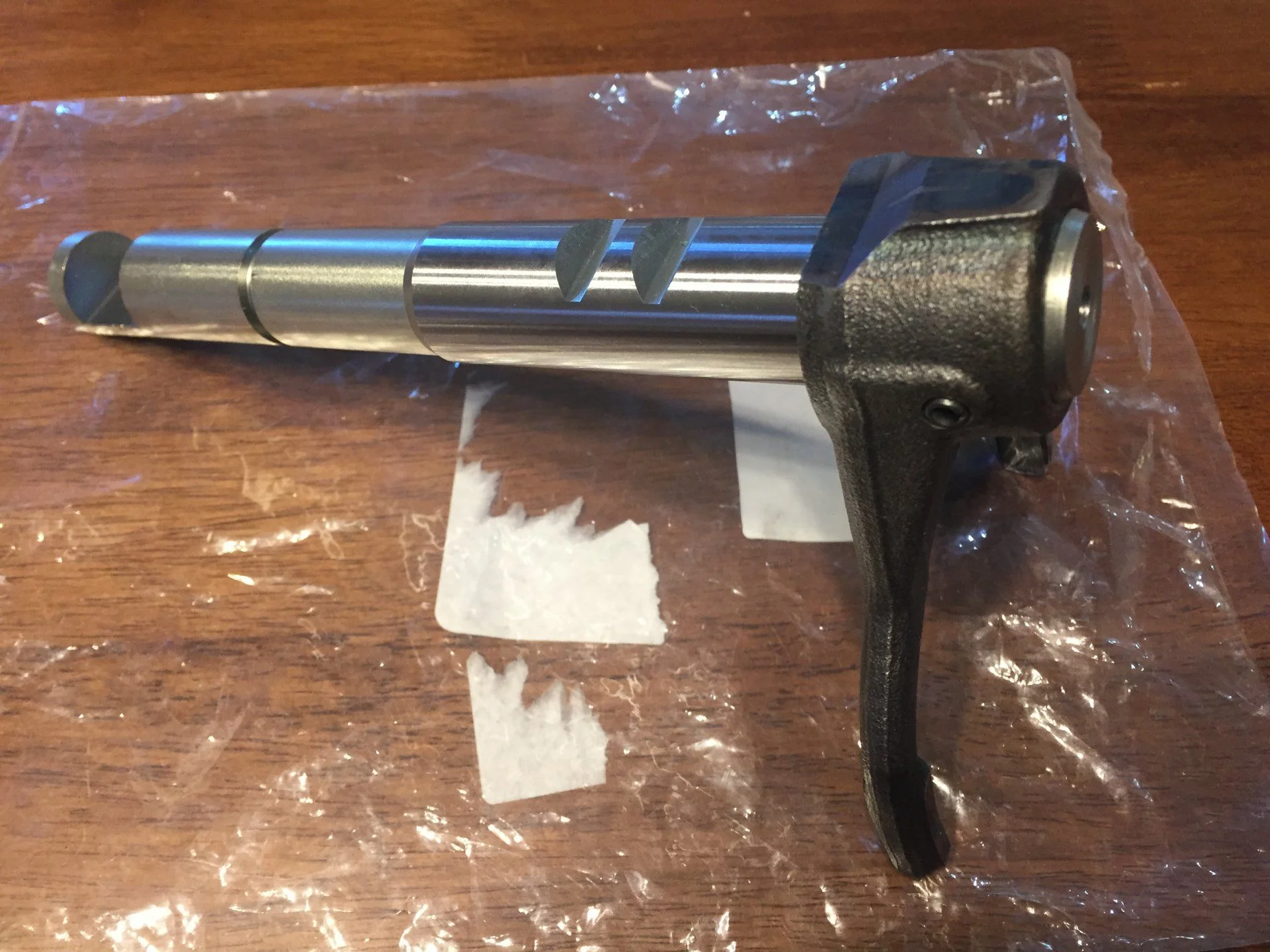 Assembled Manual Shaft, Roll Pin & Shift Fork
