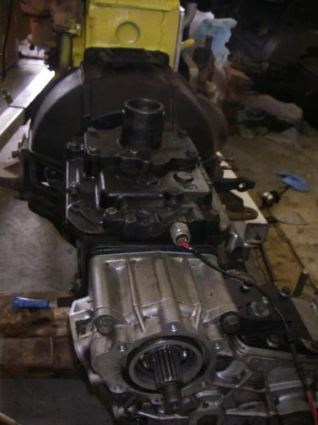 Attached drivetrain