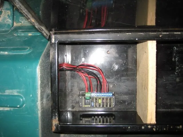 aux fuse block