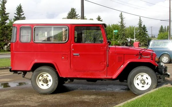 BJ44 RHD