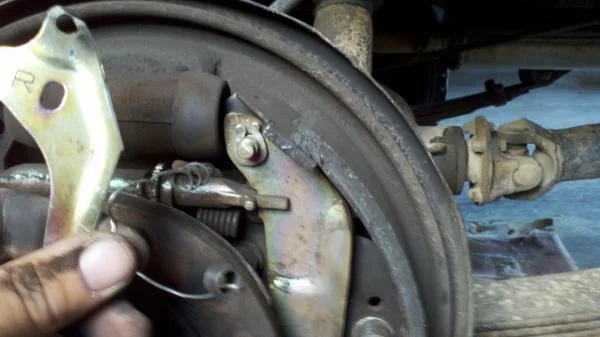 Brake screw up