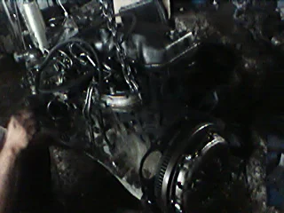Broken 2LT piston + Leak here and there.. bla bla bla