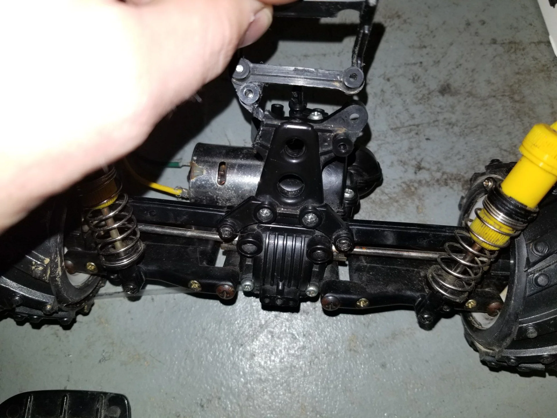 Broken Rear Shock Tower