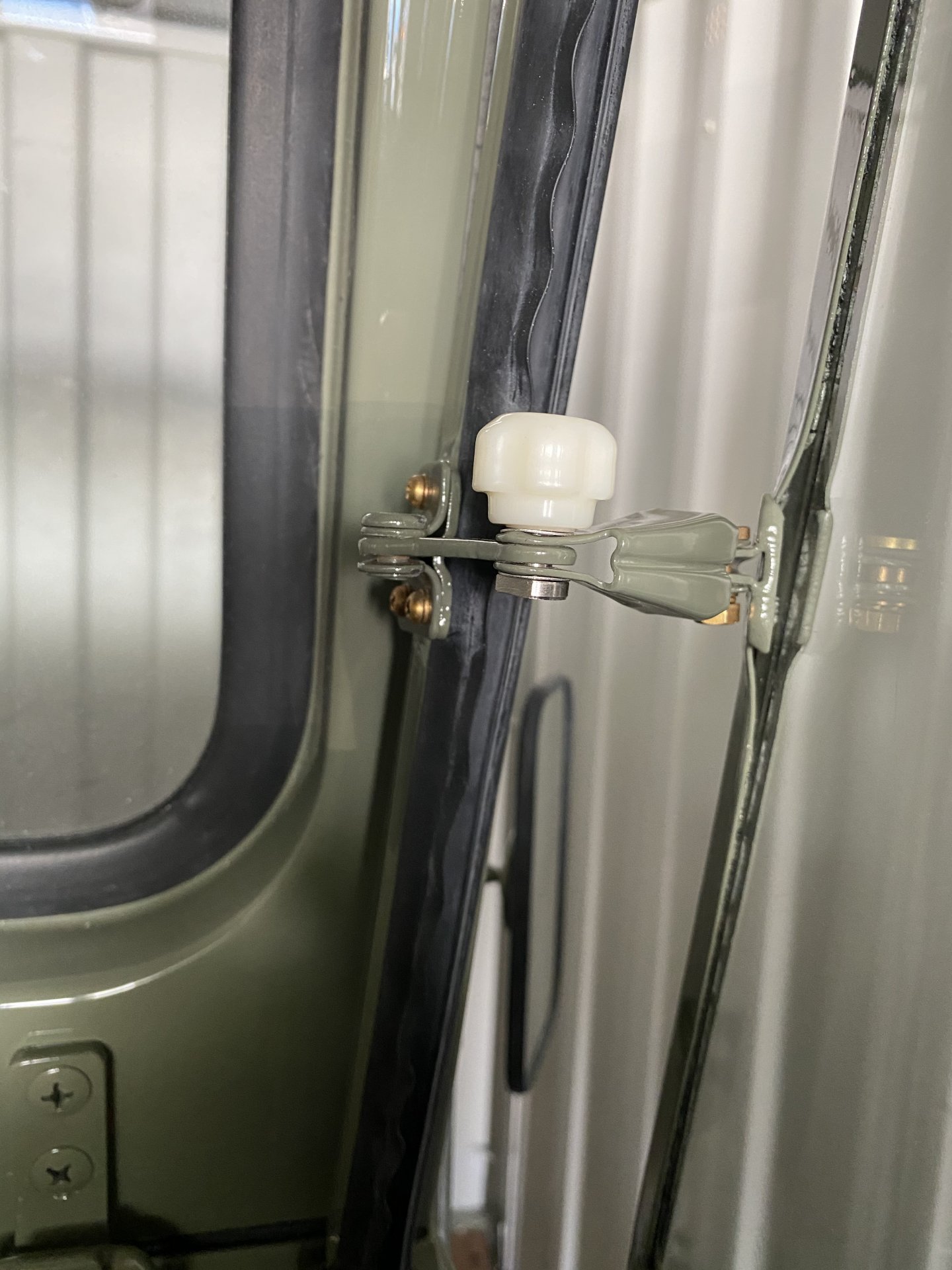 Bug Catcher Wing Window Knob