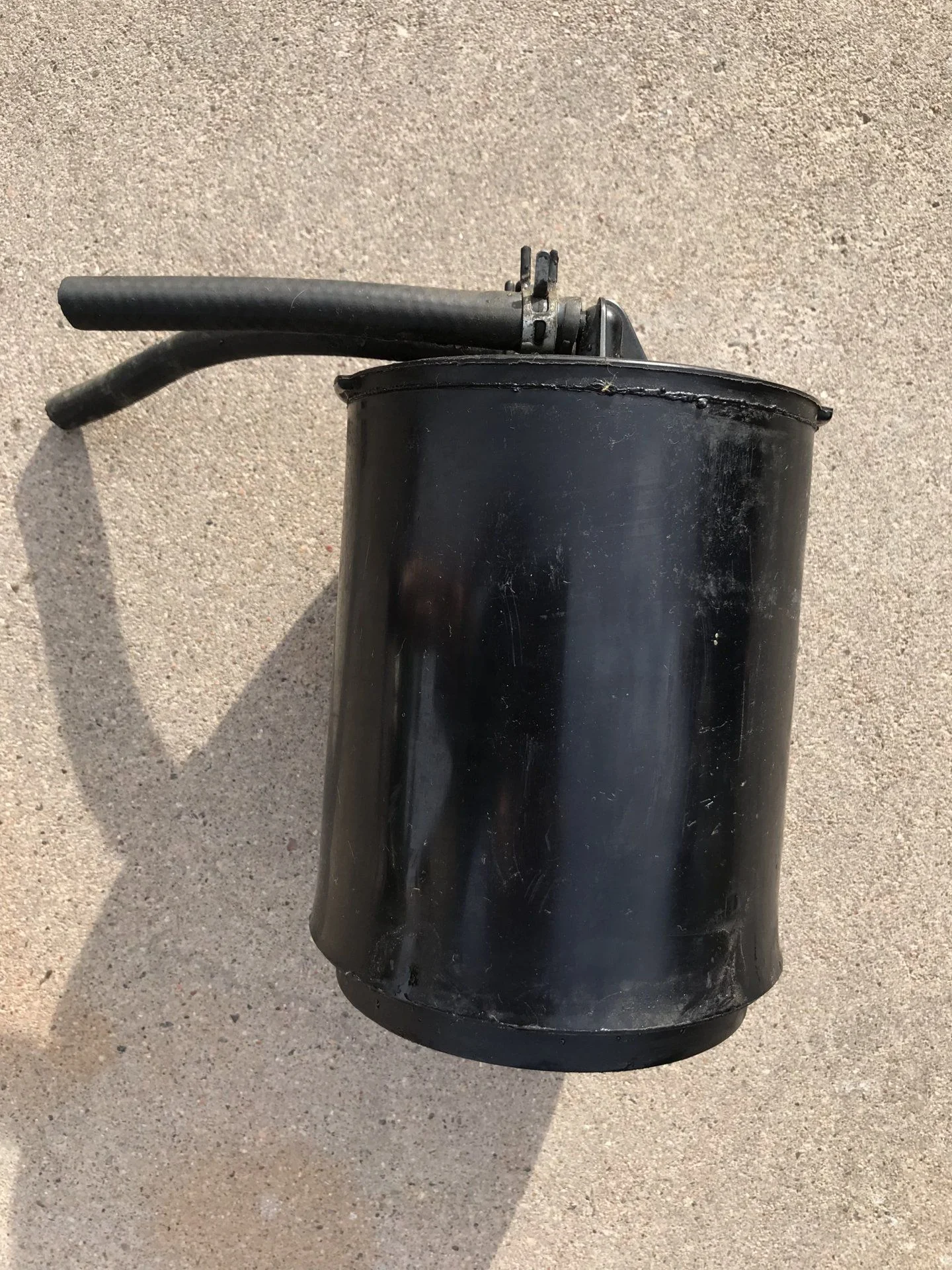 Canister
