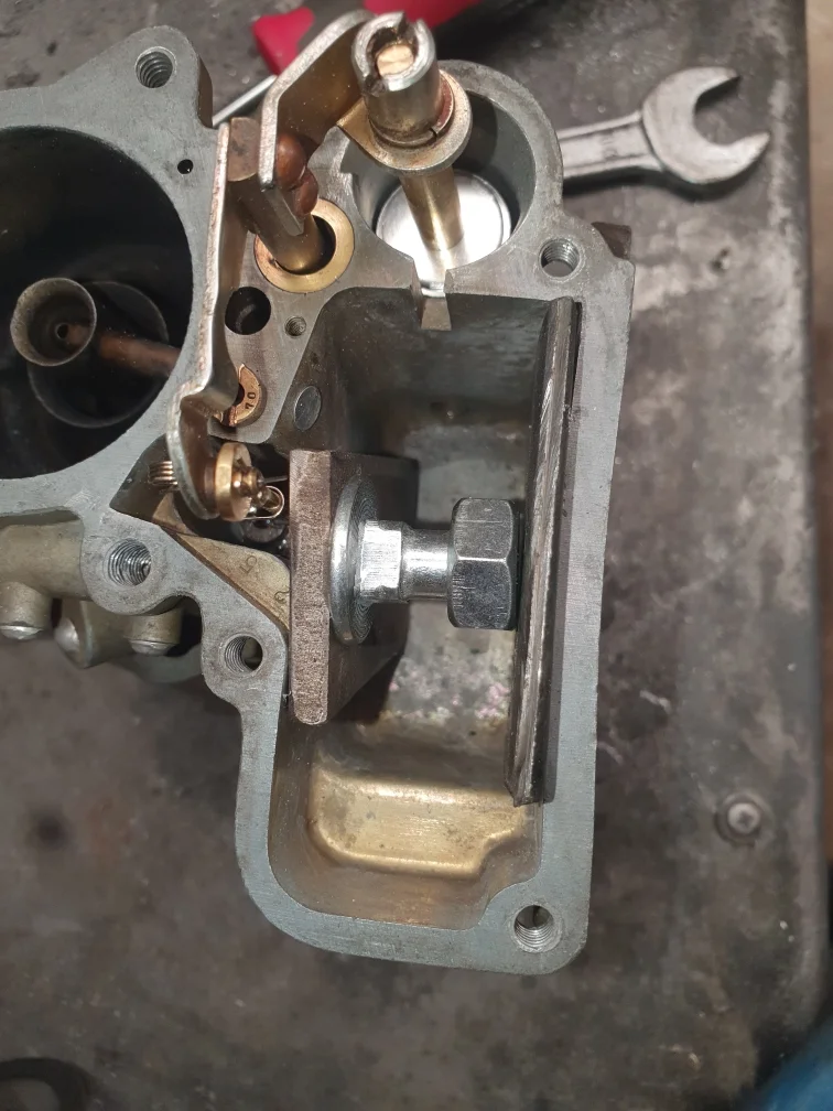 Carb repair(?)