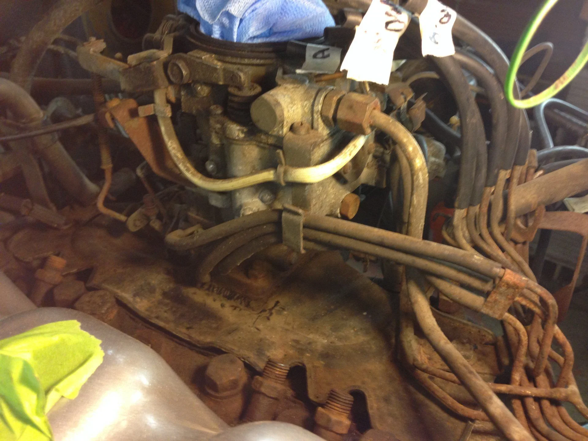 Carb/vacuum lines