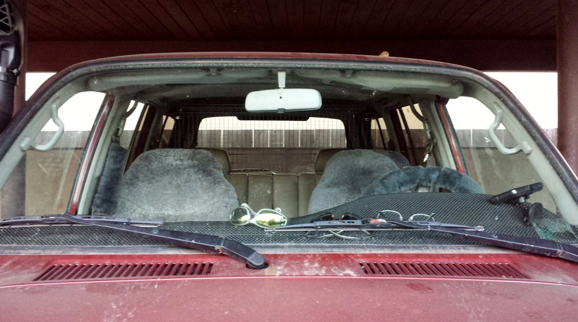 cargo rack with attic rack from the front