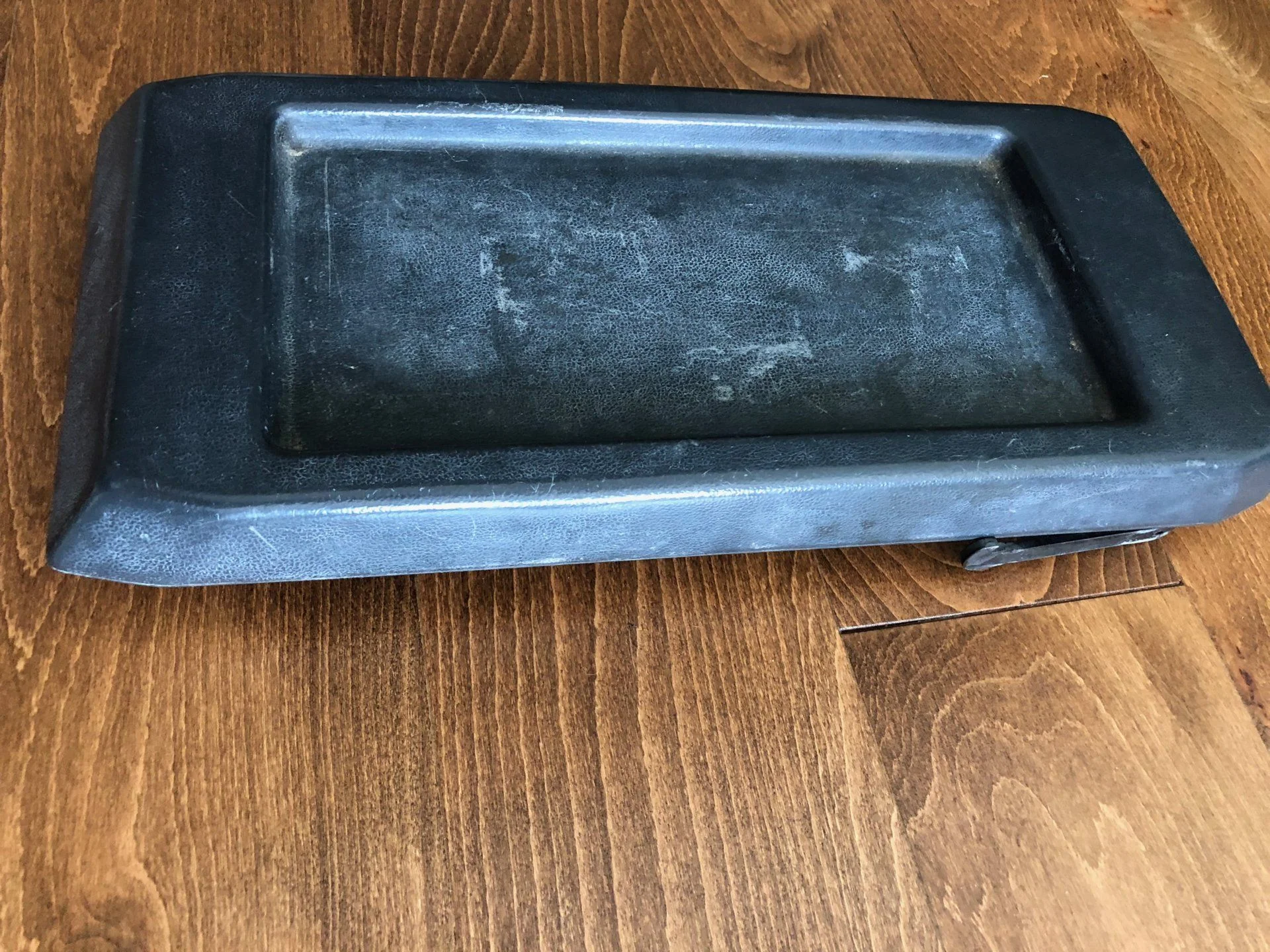 Center console lid