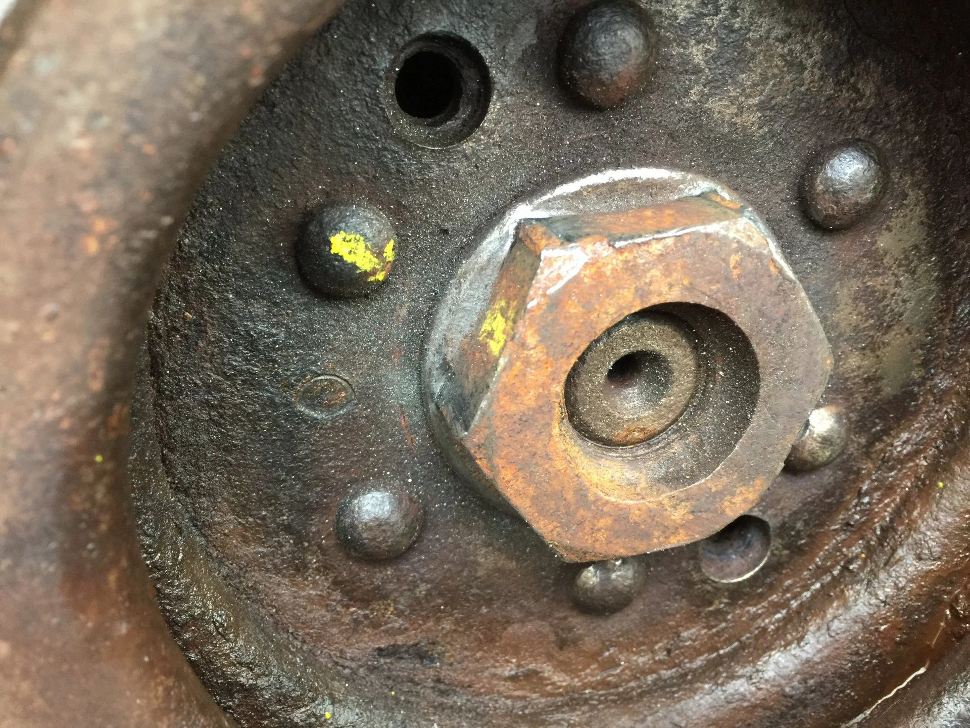 Crank nut1