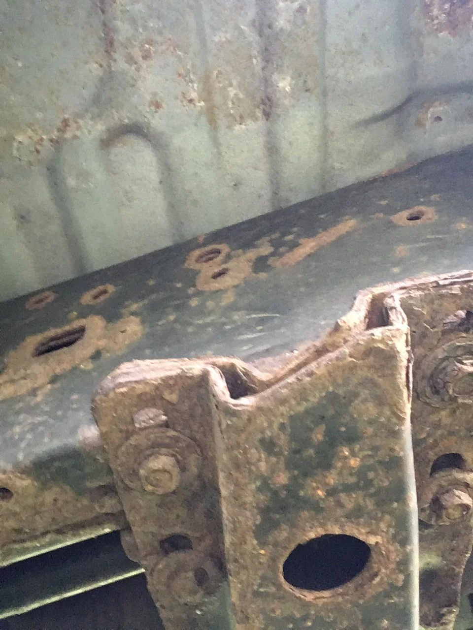 Cross brace