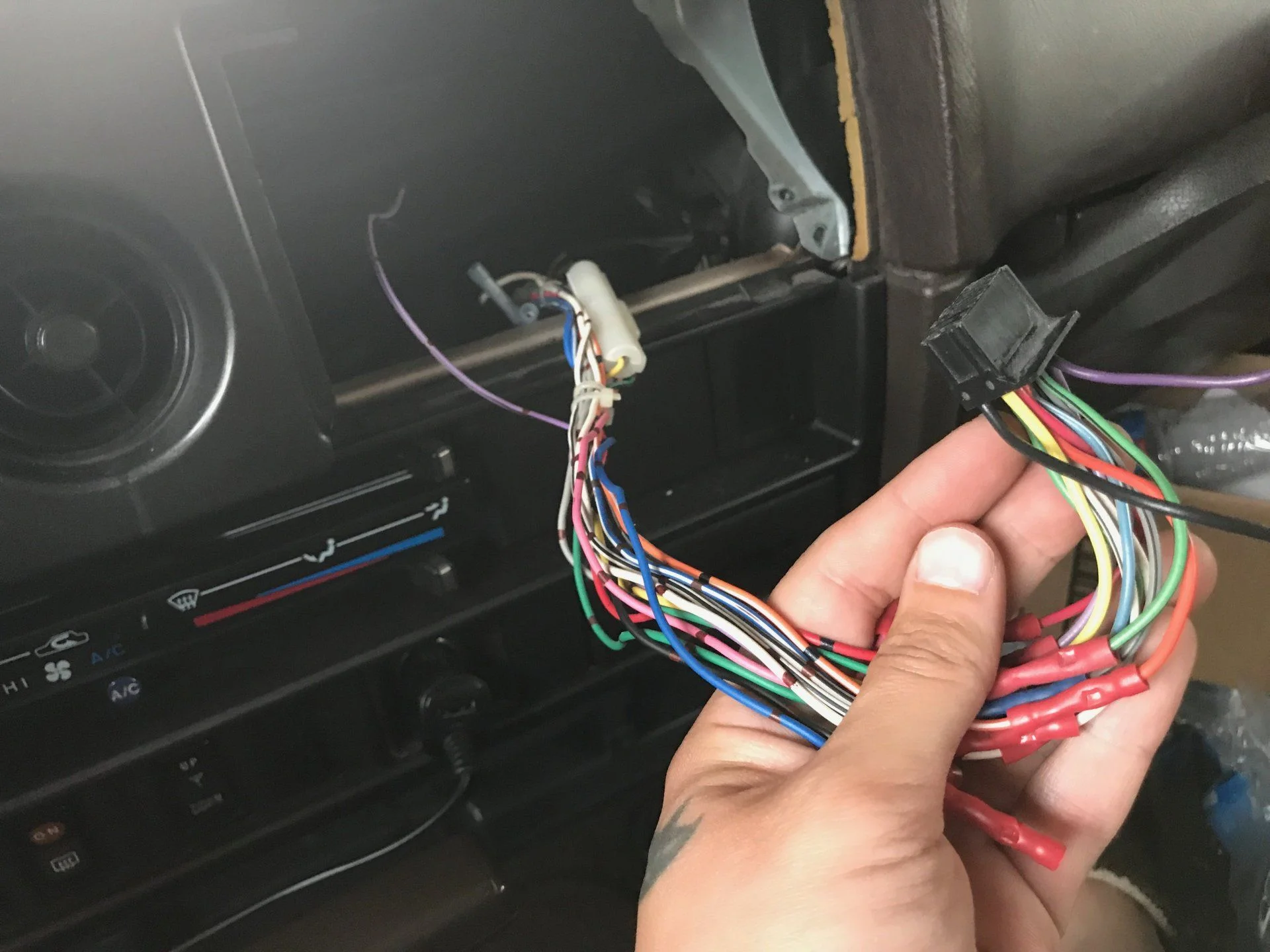 Dash black hole + wiring fun