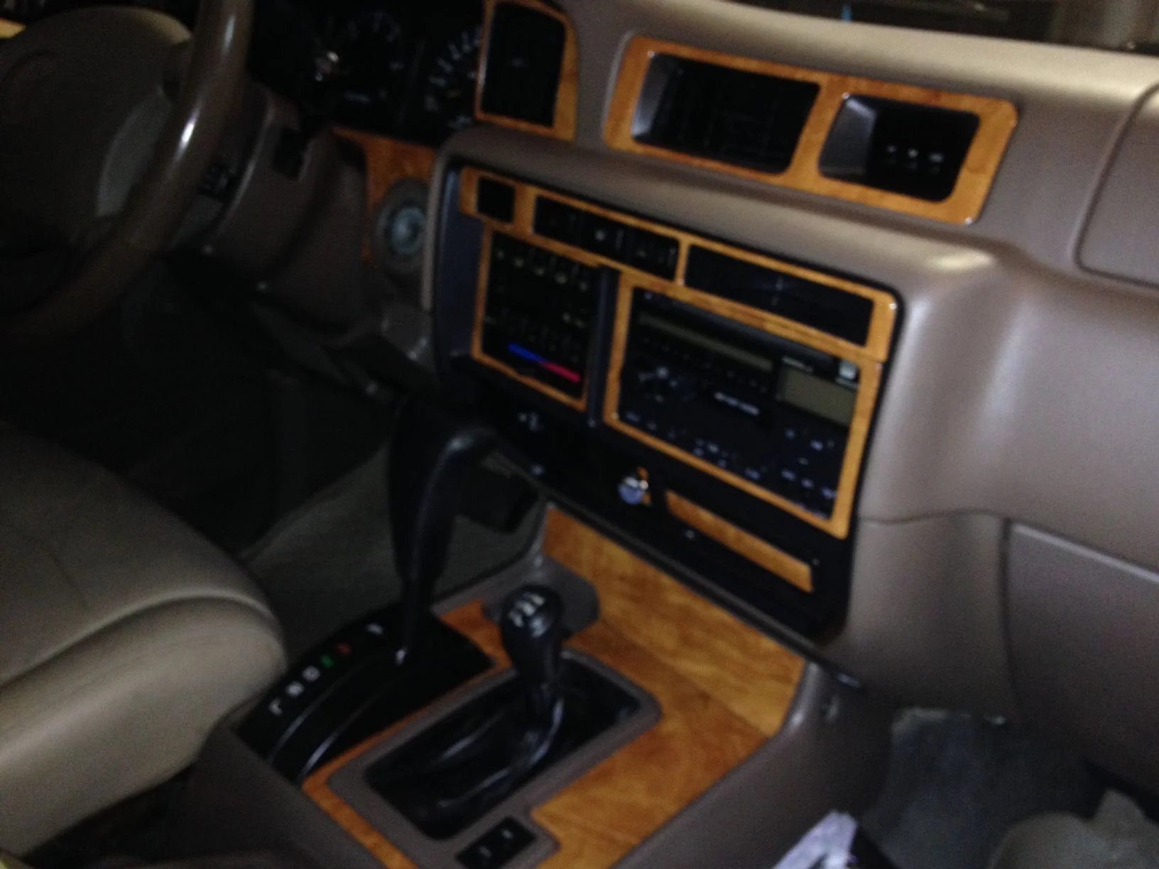 Dash Wood Grain