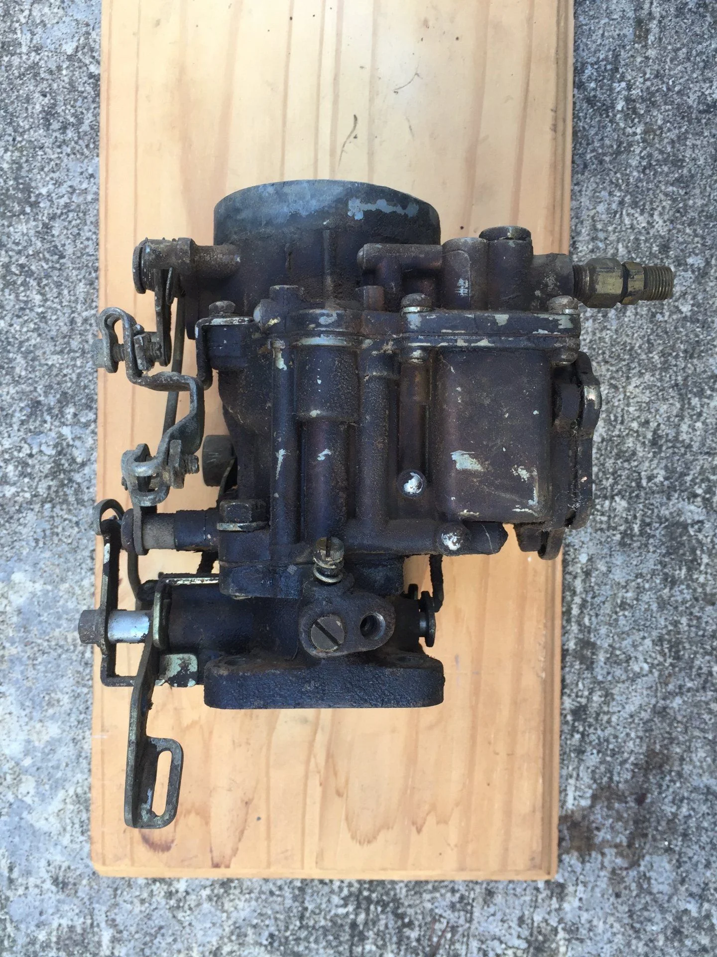 DD40-40 Left-hand view