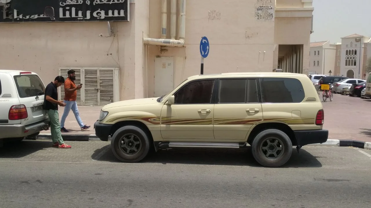 500k Km 240k Miles 1998 Lc 100 Dhanno In Dubai A Work In